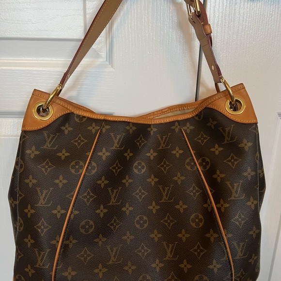 SOLD Louis Vuitton Galliera PM - Picture 2 of 15